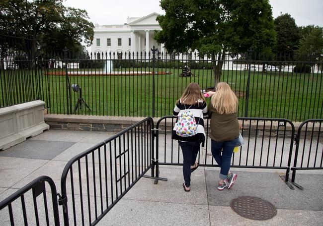 Secret Service limits sidewalk access south of White House | iNFOnews.ca