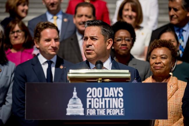 No. 4 House Democrat issues call for impeachment inquiry | iNFOnews.ca