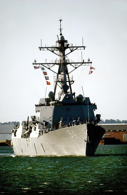 US warship fires warning shots at Iranian boats | iNFOnews.ca