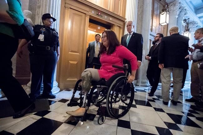 Duckworth to be first sitting US senator to give birth | iNFOnews.ca Duckworth to be first sitting US senator to give birth | iNFOnews.ca