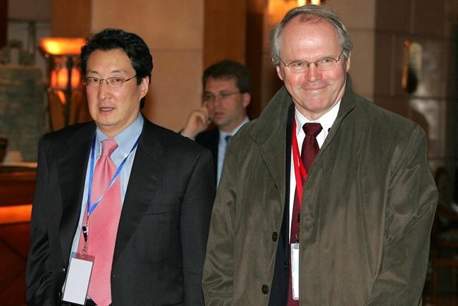 US-North Korean deals often made away from negotiating table | iNFOnews.ca US-North Korean deals often made away from negotiating table | iNFOnews.ca