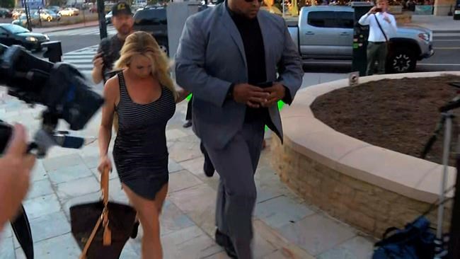 Stormy Daniels' strip club act bookends Trump's court reveal | iNFOnews.ca CP1173876834