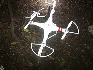 After wayward drone crash, Obama says US needs laws to make drone use safer, beneficial | iNFOnews.ca CP31631166