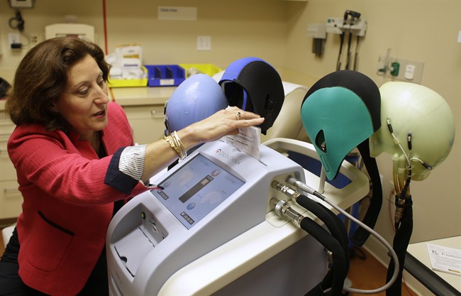 FDA clears scalp-cooling system to reduce hair loss during chemotherapy for breast cancer | iNFOnews.ca CP35616638