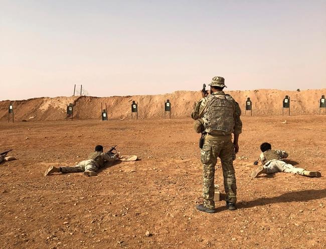 US general visits troops fighting Islamic State in Syria | iNFOnews.ca US general visits troops fighting Islamic State in Syria | iNFOnews.ca