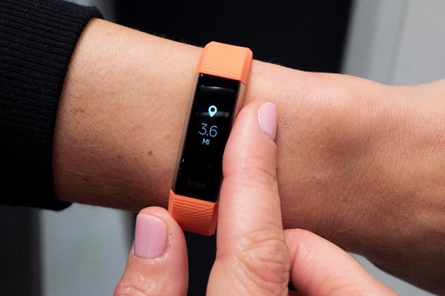 Pentagon reviewing military use of exercise trackers | iNFOnews.ca