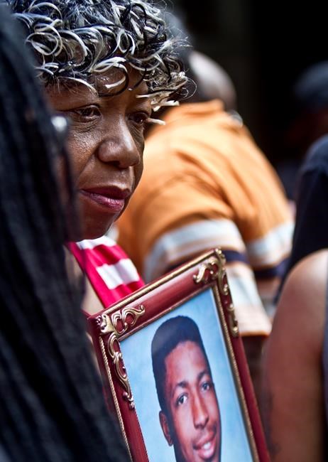 Civil rights prosecutors urge charges in Garner death | iNFOnews.ca