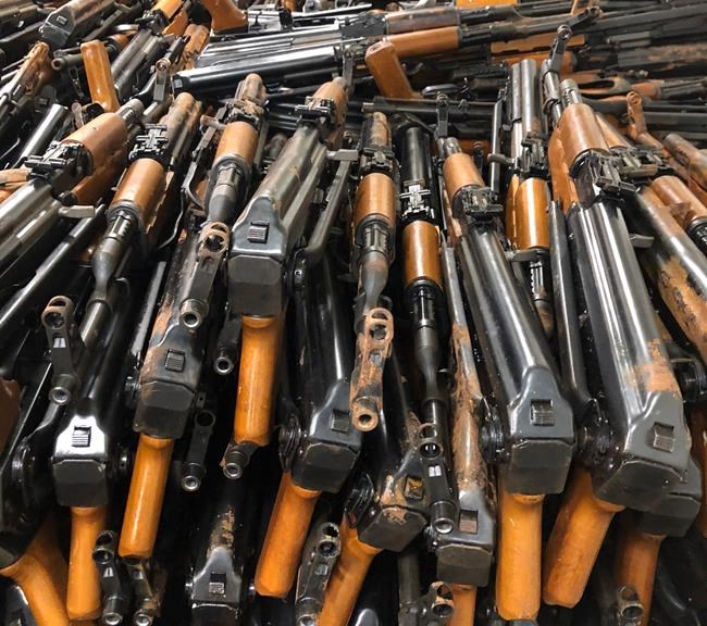 UN investigators check weapons seized by US Navy ship | iNFOnews.ca
