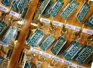 Jacob, Sophia top the list for baby names; King and Messiah are gaining in popularity for boys | iNFOnews.ca CP23266959