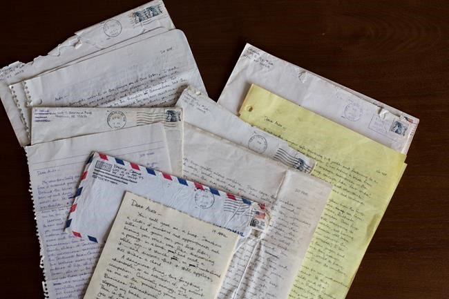 Letters from young Obama show a man trying to find his way | iNFOnews.ca