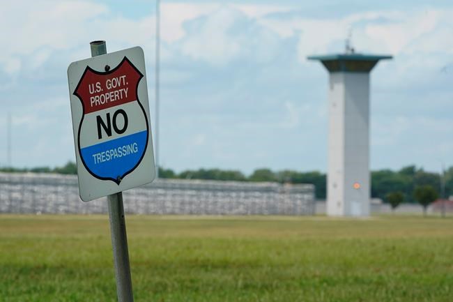 Report: Federal execution numbers top states' for 1st time | iNFOnews.ca CP487476530