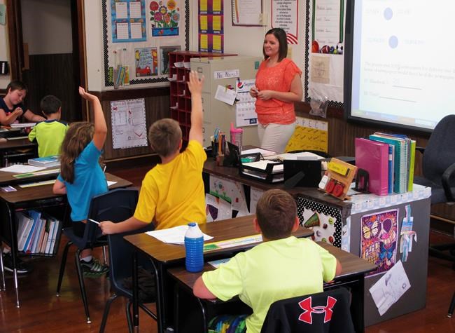 Betsy DeVos laments lack of progress seen in US students | iNFOnews.ca