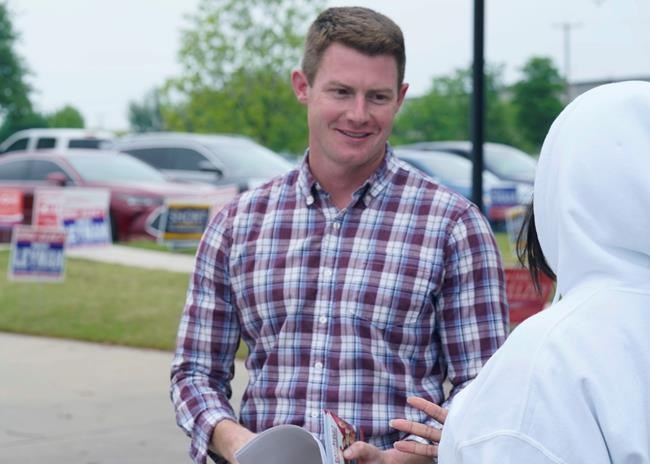 Kinzinger goes to Texas in search of anti-Trump Republicans | iNFOnews.ca CP987650872