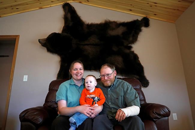 Wyoming man still recovering after recent bear attack | iNFOnews.ca CP2137279605