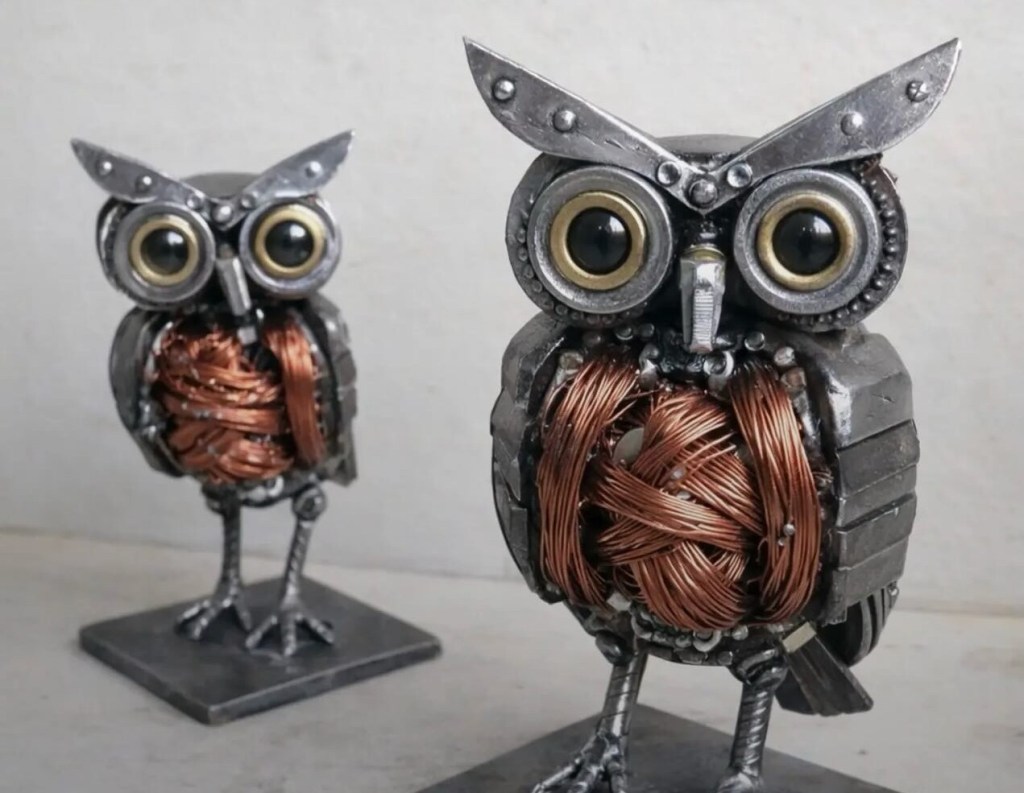 iN PHOTOS: South Okanagan artist living his dream creating cutlery sculptures | iNFOnews.ca iN PHOTOS: South Okanagan artist living his dream creating cutlery sculptures | iNFOnews.ca