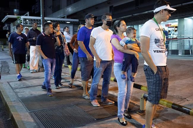 Economic fallout from virus felt in gas lines in Venezuela | iNFOnews.ca