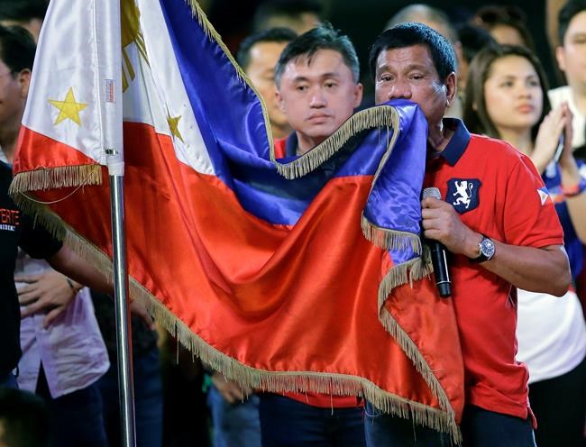 Filipino mayor draws huge crowd in show of force before vote | iNFOnews.ca