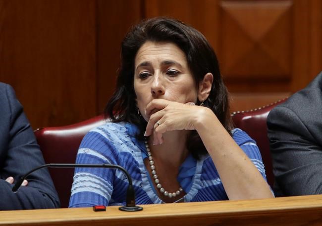 Portuguese minister resigns over 106 wildfire deaths | iNFOnews.ca