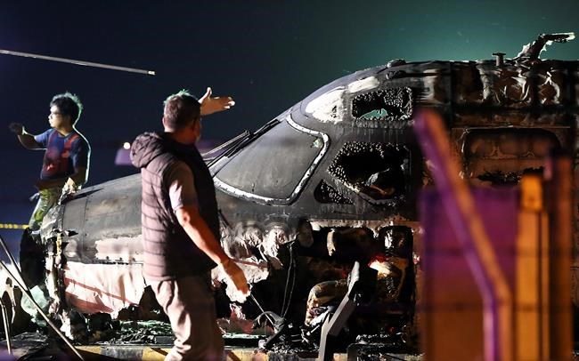 Canadian among dead after plane catches fire at Manila airport, killing all 8 on board | iNFOnews.ca