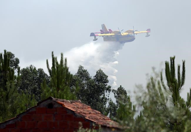 Portugal tries to contain fatal fires, debunks plane crash | iNFOnews.ca