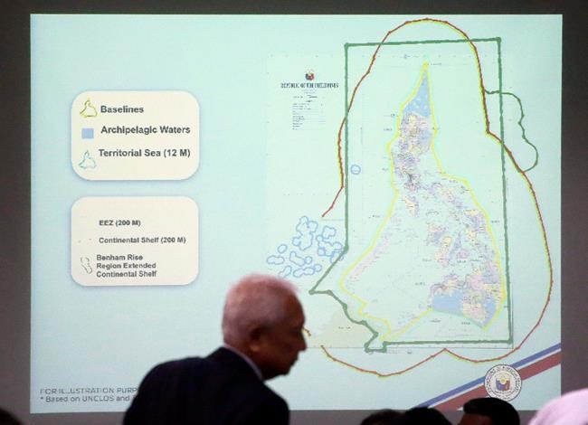 Filipino officials: Chinese navy stalked Philippine area | iNFOnews.ca