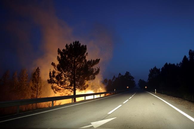 3,000 firefighters in Portugal combat raging wildfire | iNFOnews.ca 3,000 firefighters in Portugal combat raging wildfire | iNFOnews.ca