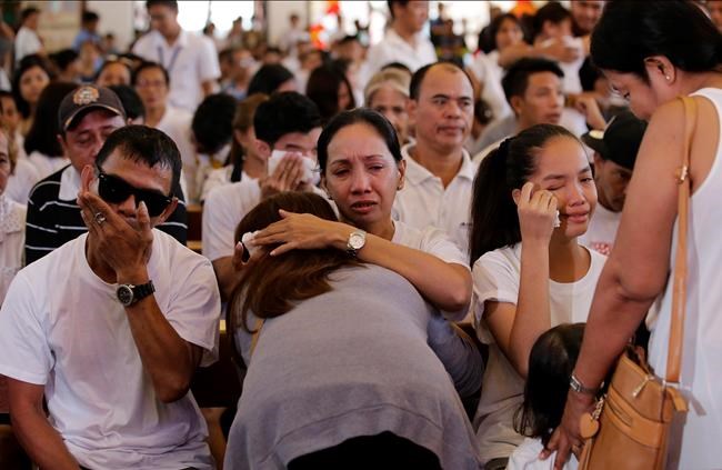 Duterte to allow media on drug raids to disprove killings | iNFOnews.ca