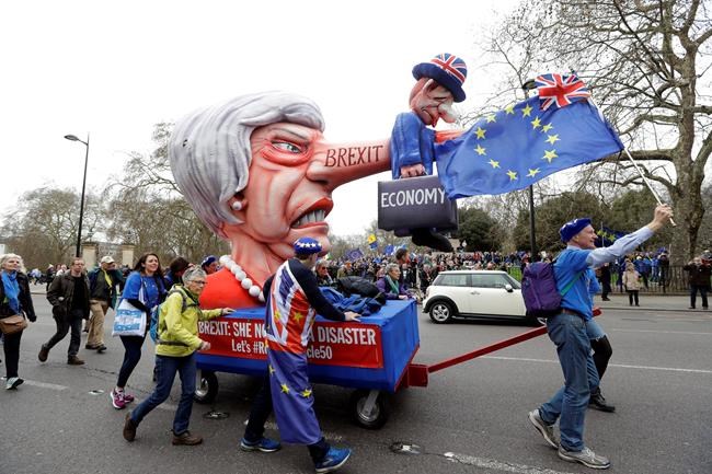 Anti-Brexit marchers flood into London, demand new vote | iNFOnews.ca