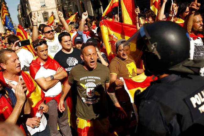 Spanish unionists find their voice in huge Barcelona rally | iNFOnews.ca CP1943656883