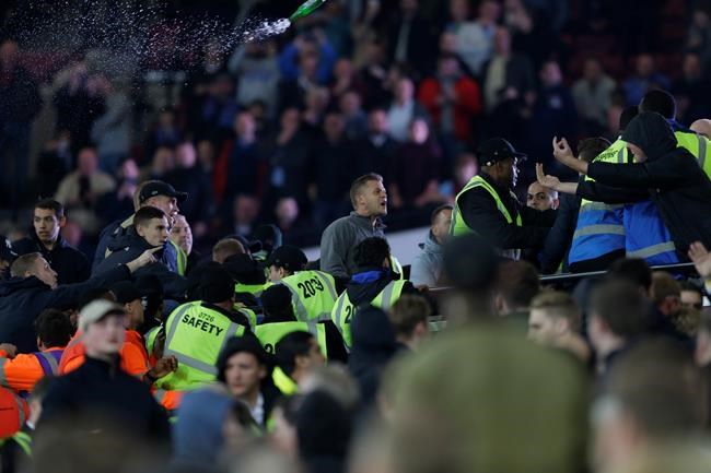 Joyful spirit at Olympic Stadium turns sour for West Ham | iNFOnews.ca Joyful spirit at Olympic Stadium turns sour for West Ham | iNFOnews.ca