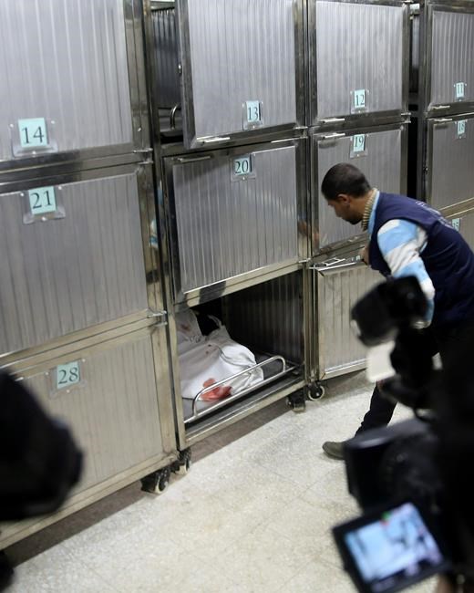 Gaza officials say woman killed by Israeli fire at protest | iNFOnews.ca