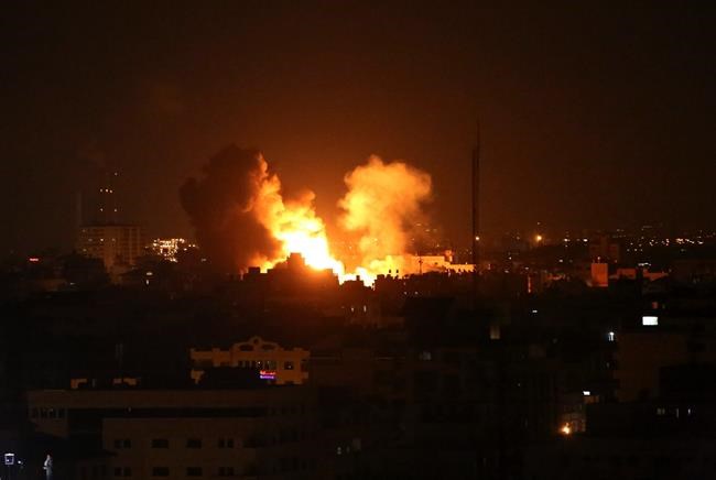 Israel, Hamas trade heavy fire after deadly incursion | iNFOnews.ca