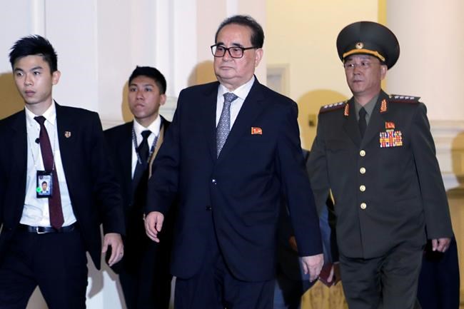 Kim's summit entourage includes 4 women, elderly lieutenants | iNFOnews.ca Kim's summit entourage includes 4 women, elderly lieutenants | iNFOnews.ca