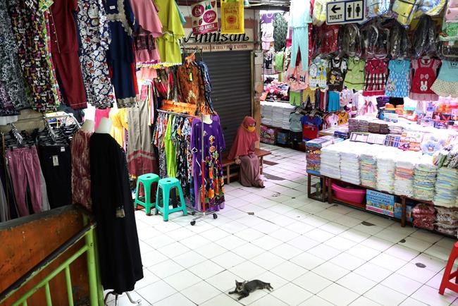 Mosques, streets quiet as Indonesia's capital tightens rules | iNFOnews.ca