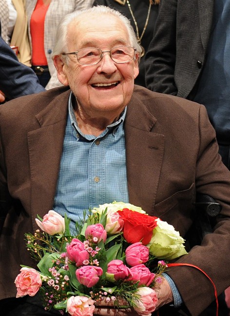 Poland marks 90 birthday of leading filmmaker Andrzej Wajda | iNFOnews.ca