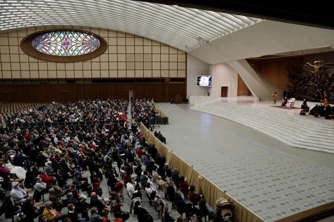 Pope ends public audiences, eyes Christmas as virus surges | iNFOnews.ca