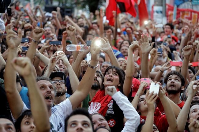 Brazil's ex-President 'Lula' defies court, hunkers down | iNFOnews.ca