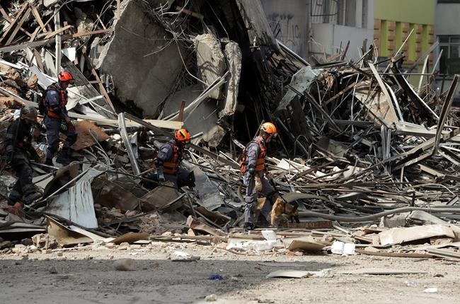 Brazil firemen lament failing to save man as building fell | iNFOnews.ca