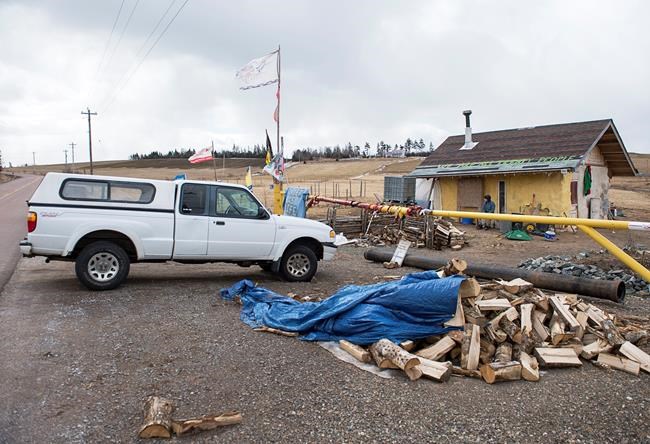 Protesters at N.S. site expected to move belongings as court injunction clarified | iNFOnews.ca Protesters at N.S. site expected to move belongings as court injunction clarified | iNFOnews.ca