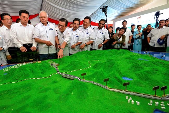 Malaysian PM says China-financed projects cancelled | iNFOnews.ca