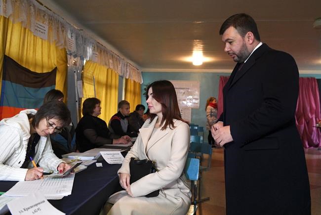 Ukraine rebel regions vote in ballot that West calls bogus | iNFOnews.ca Ukraine rebel regions vote in ballot that West calls bogus | iNFOnews.ca
