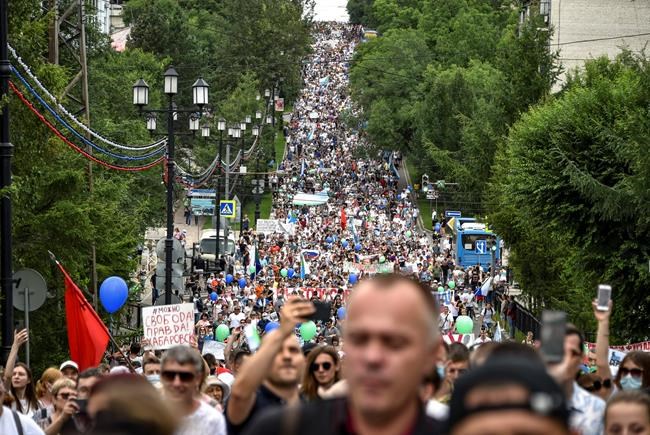 Massive protest against governor's arrest challenges Kremlin | iNFOnews.ca