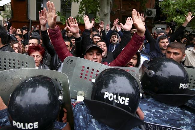 Armenia protests: 70 arrested, including 2 suspected bombers | iNFOnews.ca CP779050682