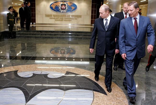 Kremlin denied US election meddling just before indictments | iNFOnews.ca