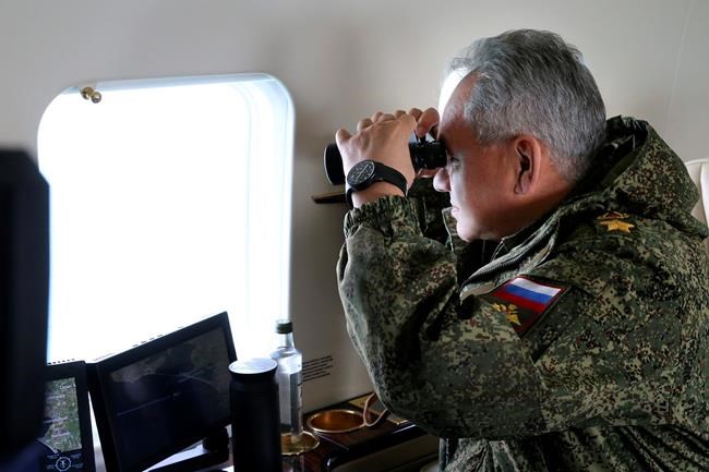 Russian defence chief scoffs at Western warnings on Ukraine | iNFOnews.ca Russian defence chief scoffs at Western warnings on Ukraine | iNFOnews.ca