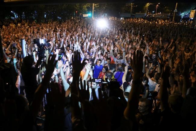 Mediator: Yerevan police hostages released | iNFOnews.ca