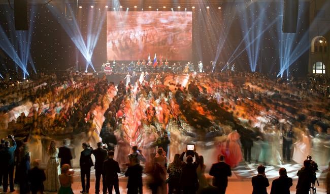 Moscow's cadet ball mixes pomp, discipline and inclusivity | iNFOnews.ca Moscow's cadet ball mixes pomp, discipline and inclusivity | iNFOnews.ca