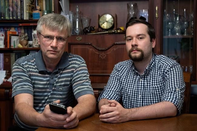 Russian investigators drop charges against 5 protesters | iNFOnews.ca