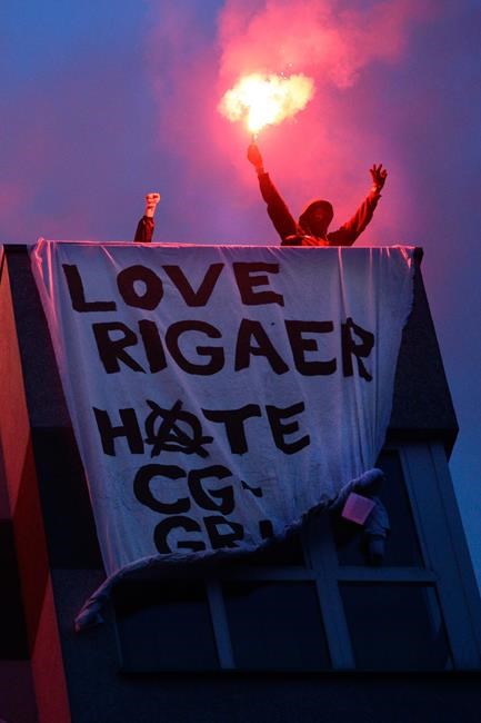 Berlin condemns riots that injured scores of officers | iNFOnews.ca Berlin condemns riots that injured scores of officers | iNFOnews.ca