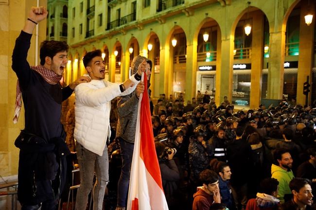 Angry protesters attack Lebanese city's municipality | iNFOnews.ca
